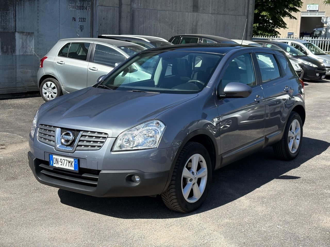 Nissan Qashqai 2.0 dCi DPF 4WD Tekna