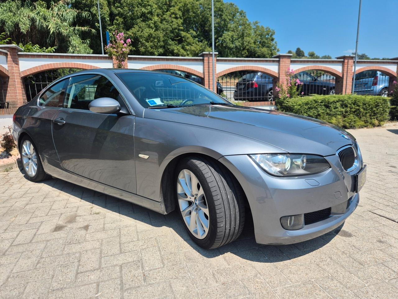 Bmw 325i -218CV Coupe' -AUTOMATICA-XENON-PELLE