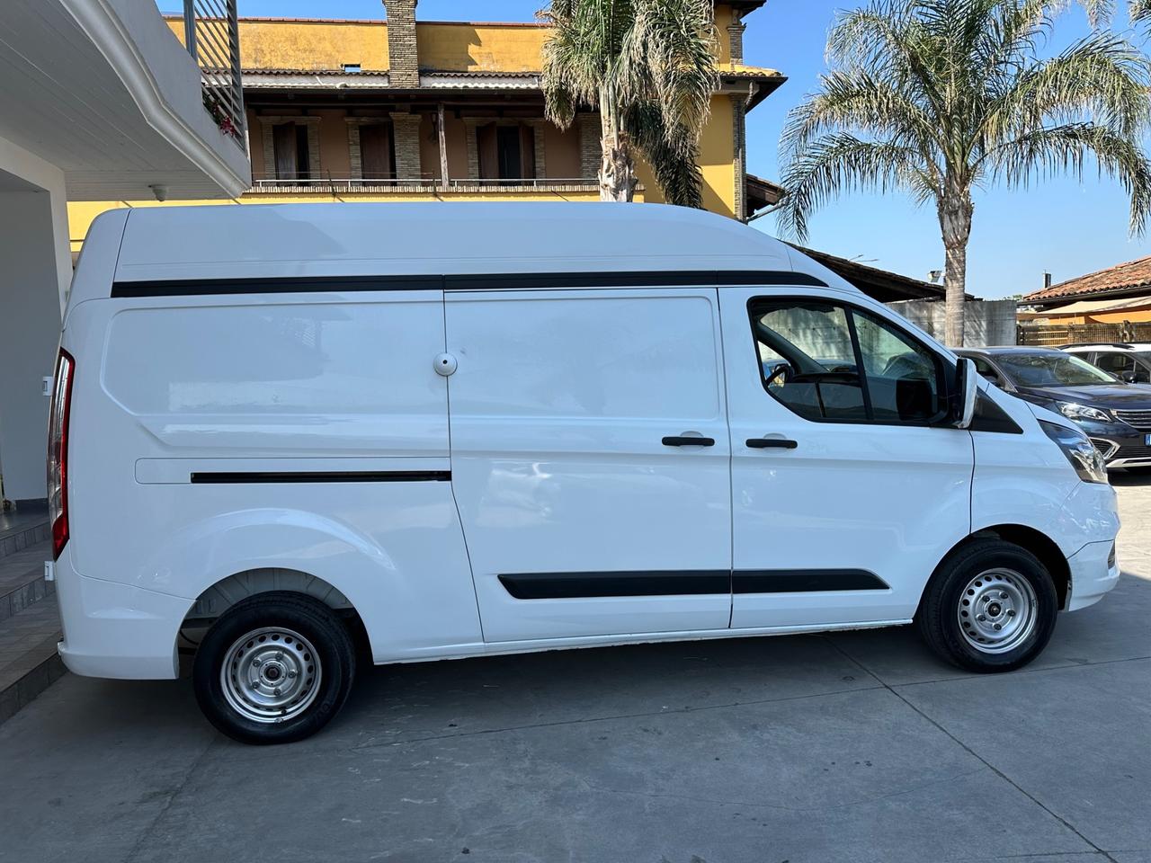 FORD TRANSIT CUSTOM 300 L2H2 Trend 2.0 EcoBlue Hybrid130 Cv