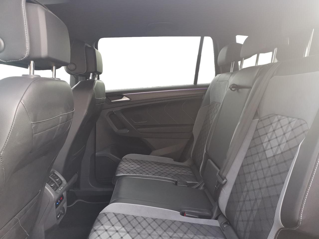 VOLKSWAGEN Tiguan II 2021 Allspace - Tiguan Allspace 2.0 tdi R-Line 4motion 150cv 7p.ti dsg