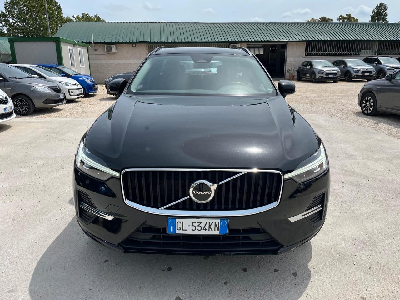 Volvo XC 60 B4 automatico Essential - Unico proprietario - 60.782 km