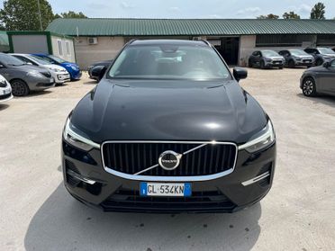Volvo XC 60 B4 automatico Essential - Unico proprietario - 60.782 km
