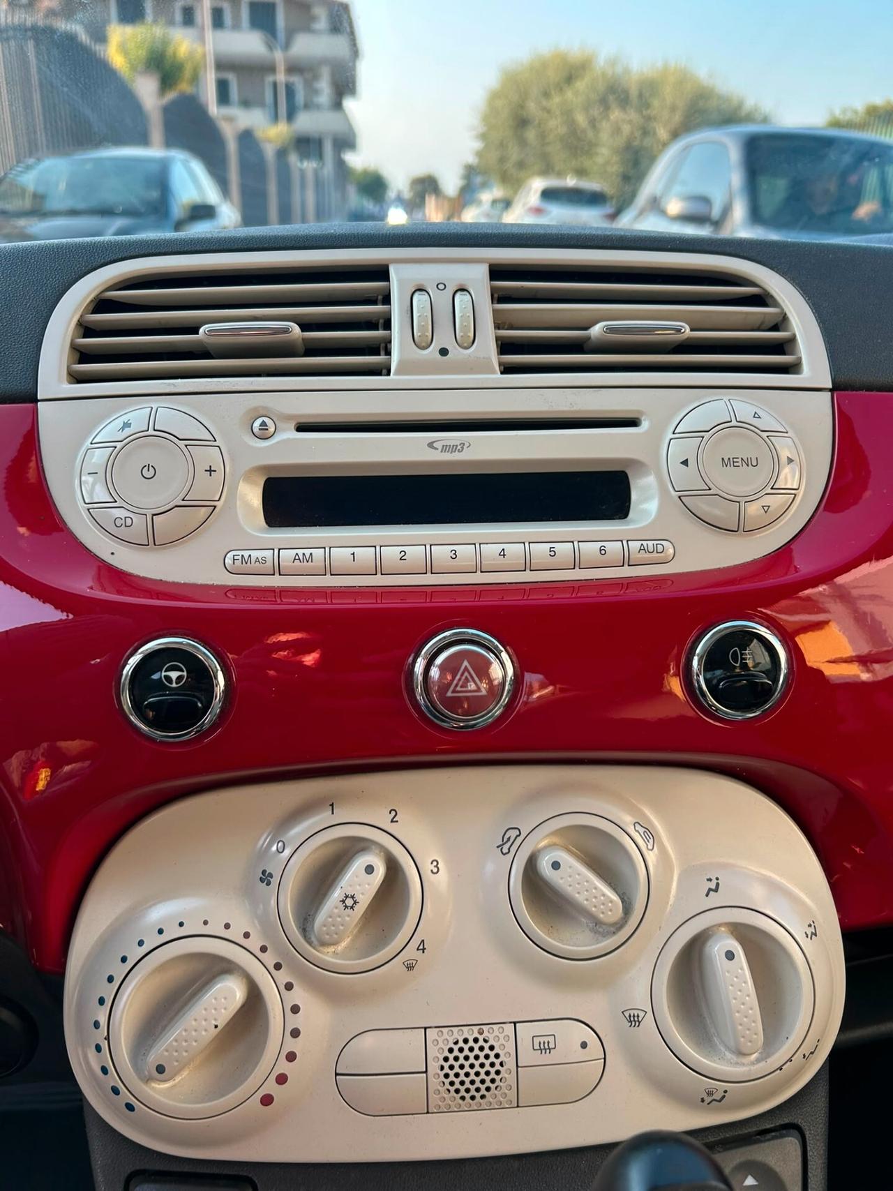 Fiat 500 1.2 Lounge CAMBIO AUTOMATICO ANNO 2010
