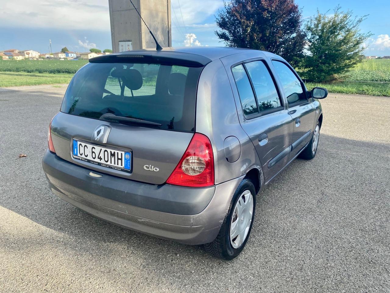 Renault Clio 1.2 cat 5 porte Symbol