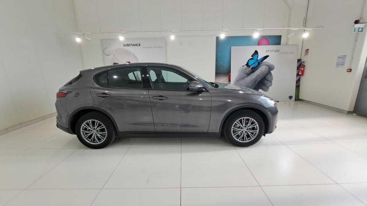 Alfa Romeo Stelvio 2.2 Turbodiesel 160 CV AT8 RWD Business
