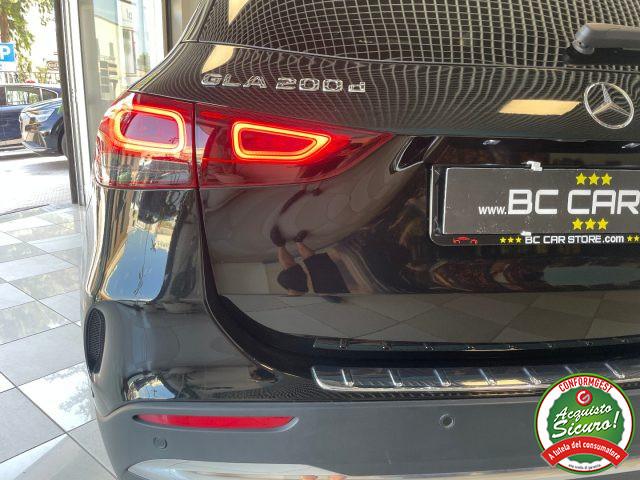 MERCEDES-BENZ GLA 200 d Auto Premium AMG *PACK LUCI*PELLE
