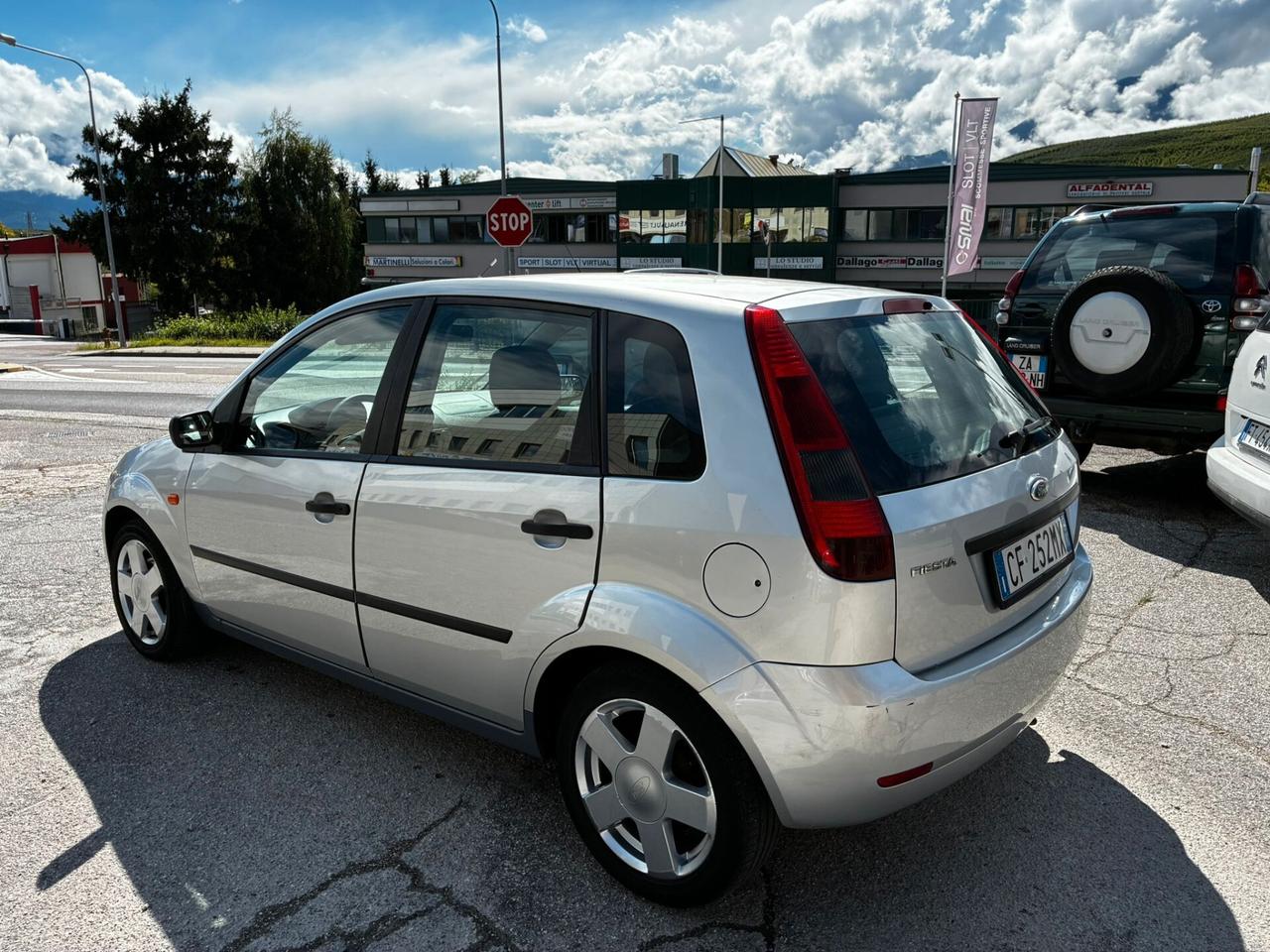 FORD FIESTA 1.2 BENZINA 75CV EURO 4 - NEOPATENTATI