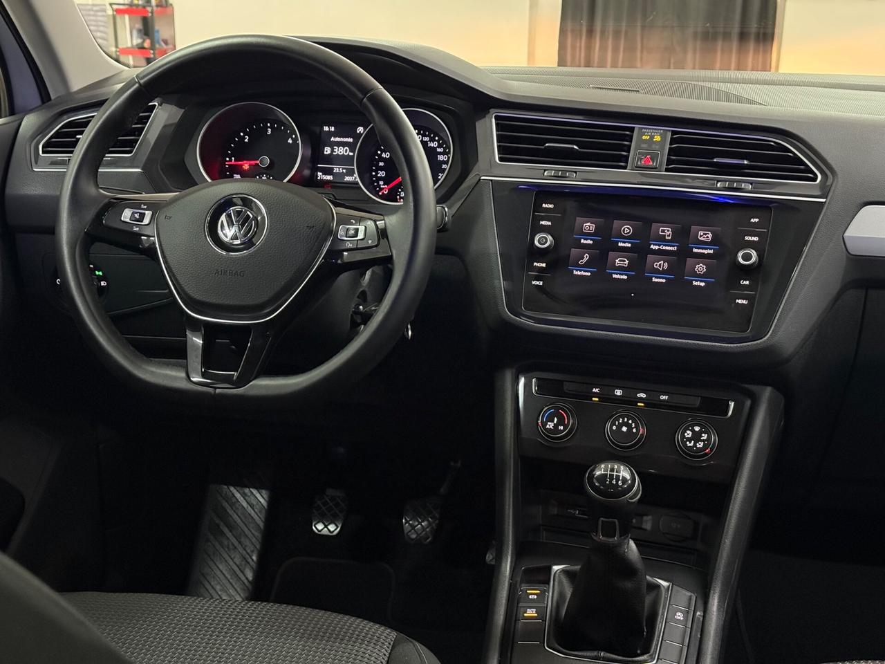 VOLKSWAGEN Tiguan 2019 1.6 TDI 116cv Bluemotion