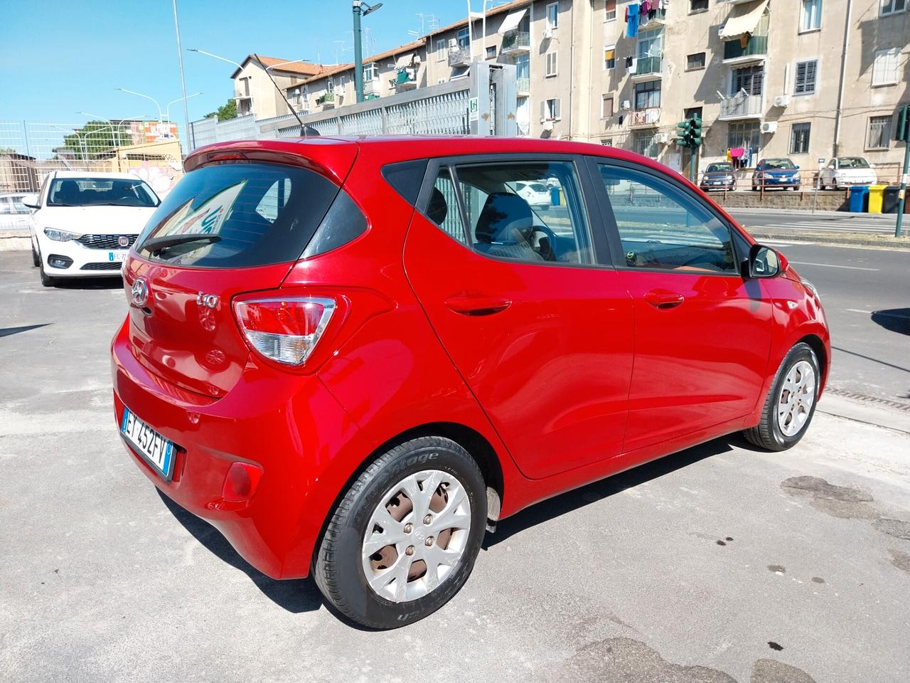 HYUNDAI I10 1.0 BENZINA 52.000 KM 2015