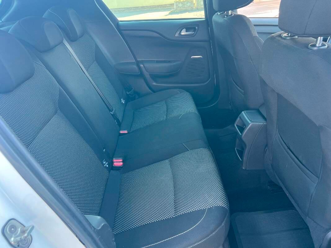 Citroen DS4 1.6 e-hdi (airdream) So Chic 115cv