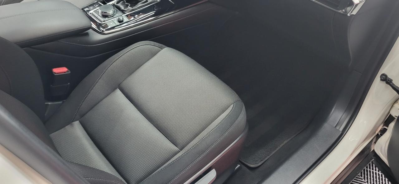 Mazda CX-30 2.0L Skyactiv-G M Hybrid 2WD Executive