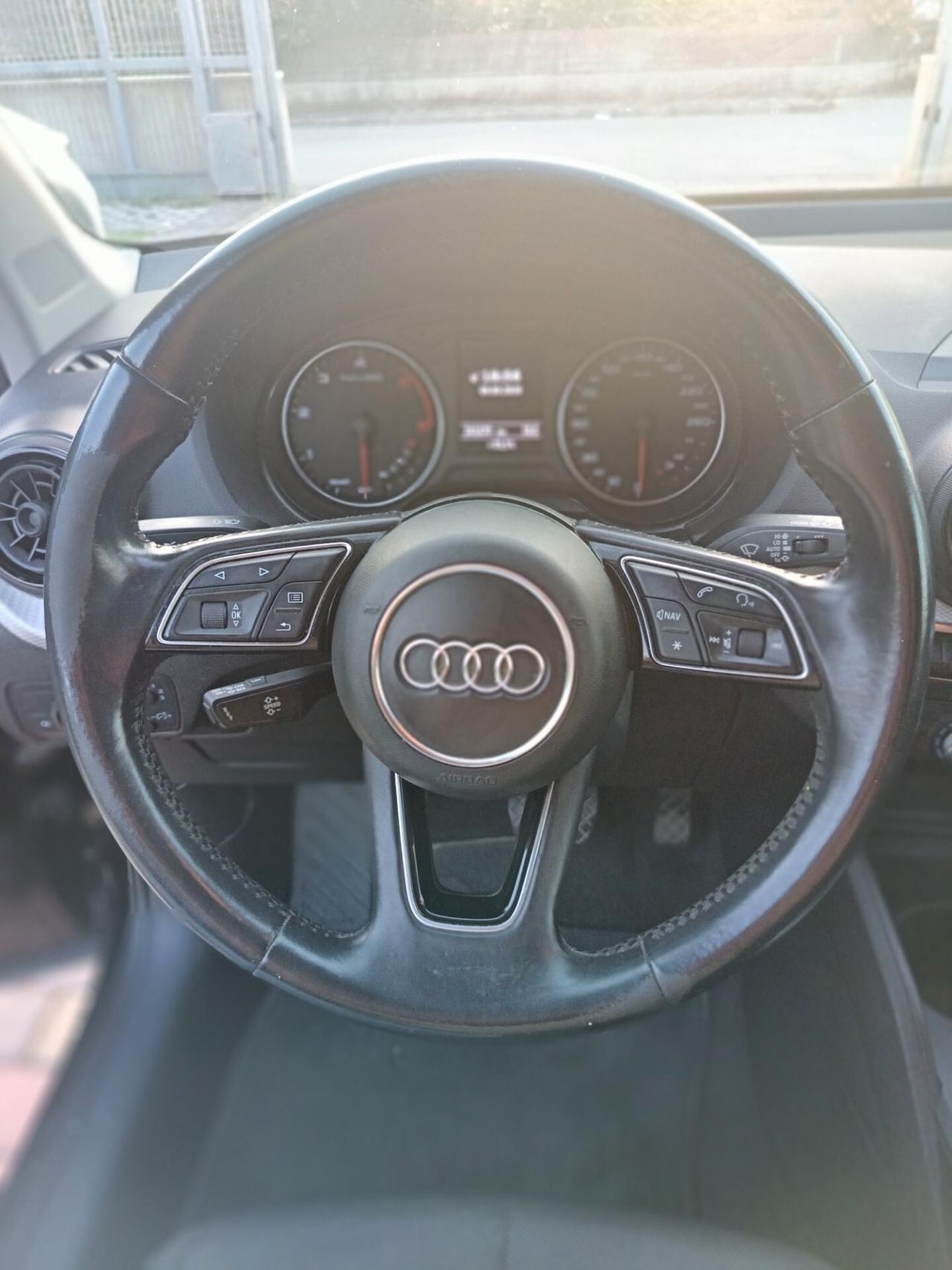 Audi Q2 1.6 TDI S tronic Business