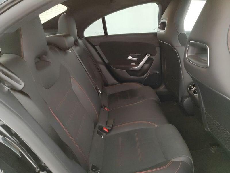 Mercedes-Benz CLA Coupé CLA 180 d Automatic Premium