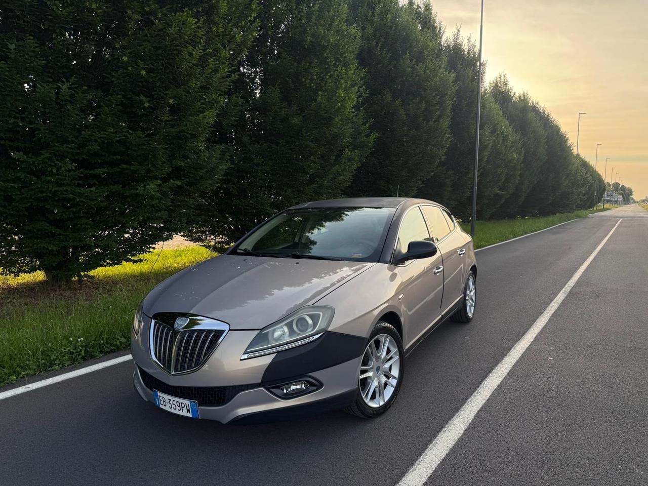 Lancia Delta 1.6 MJT DPF Platino