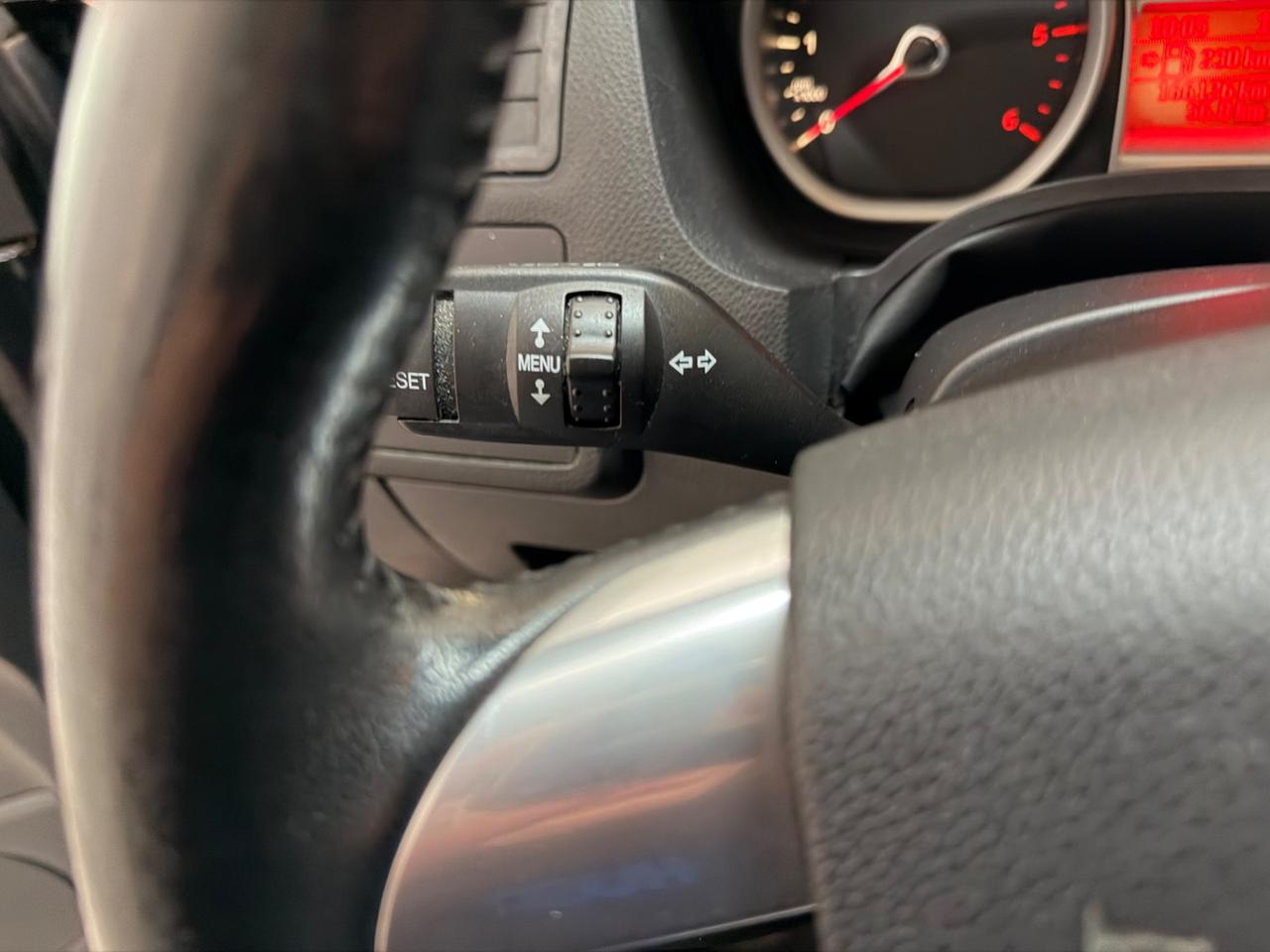 Ford Kuga 2.0 TDCI 140 CV 2WD Titanium