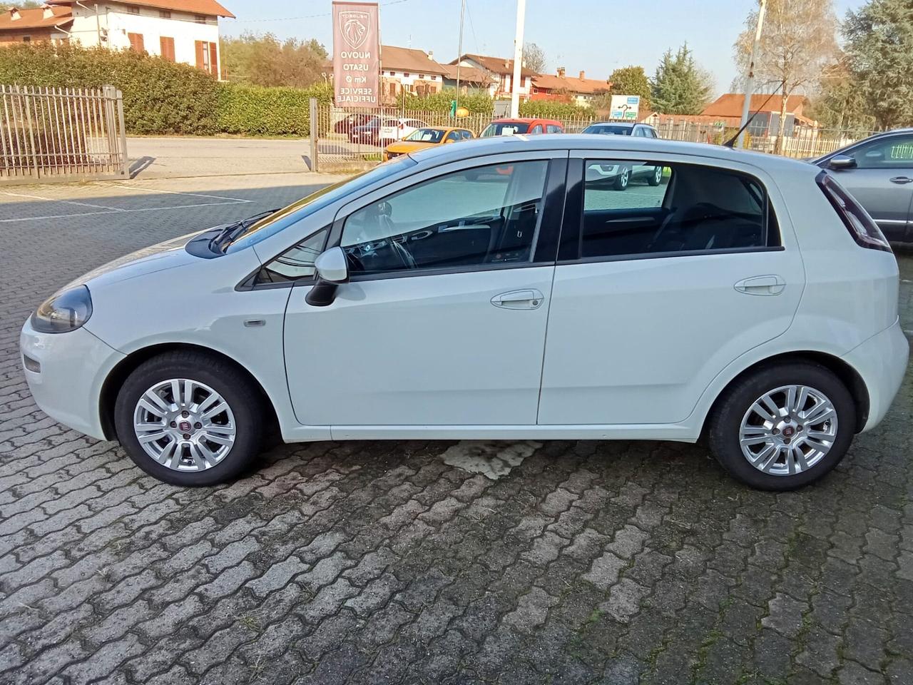 Fiat Punto 1.3 MJT II 75 CV 5 porte Lounge Neopatentato