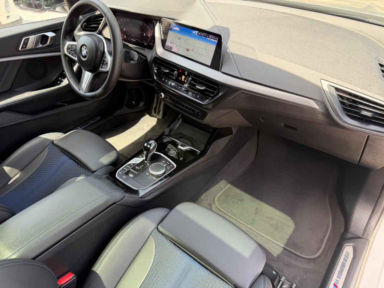 Bmw 120 120d xDrive 5p. Msport Exterior