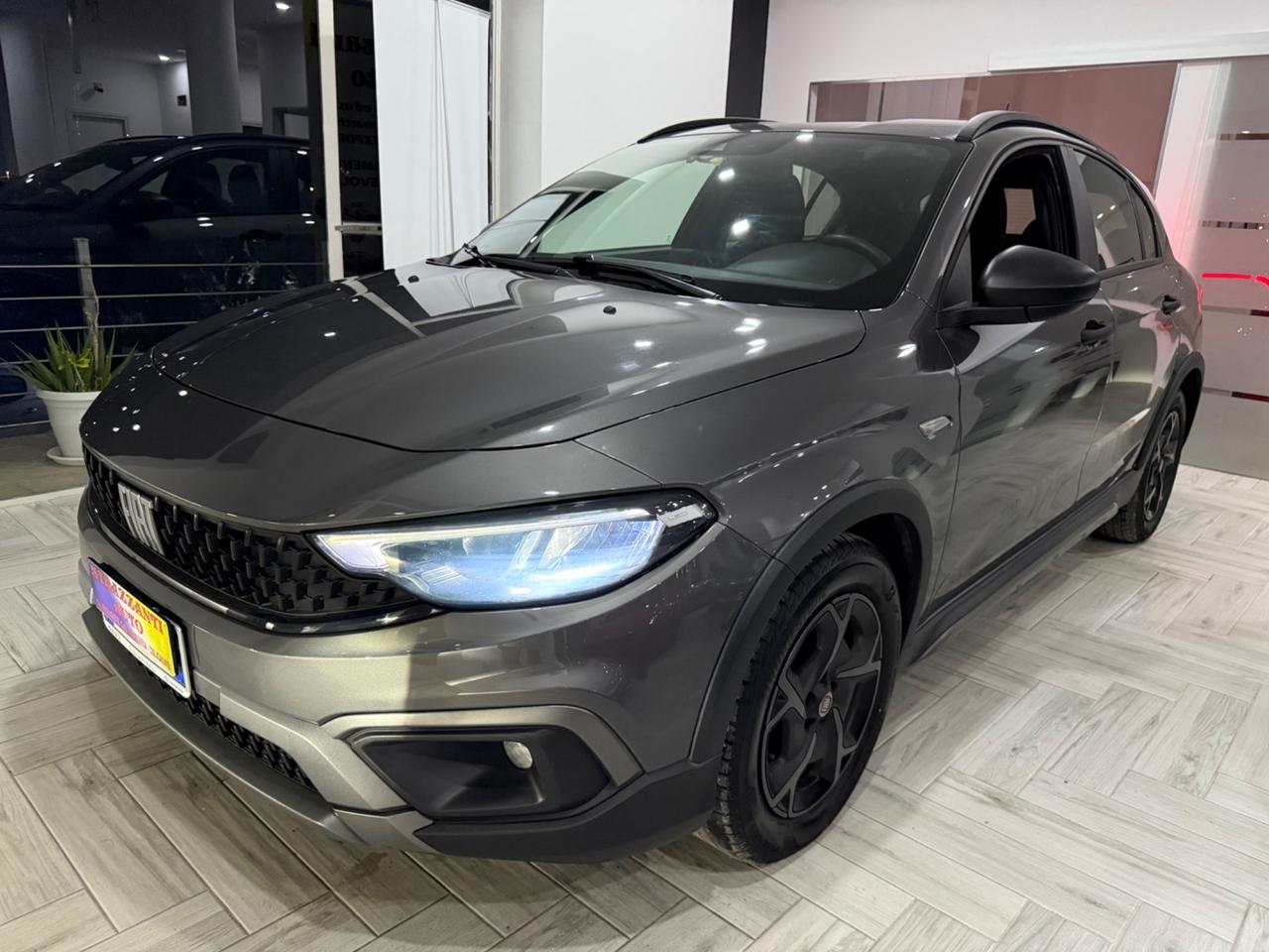 Fiat new Tipo 1.6 Mjt130cv 5P CROSS+FULL LED2022