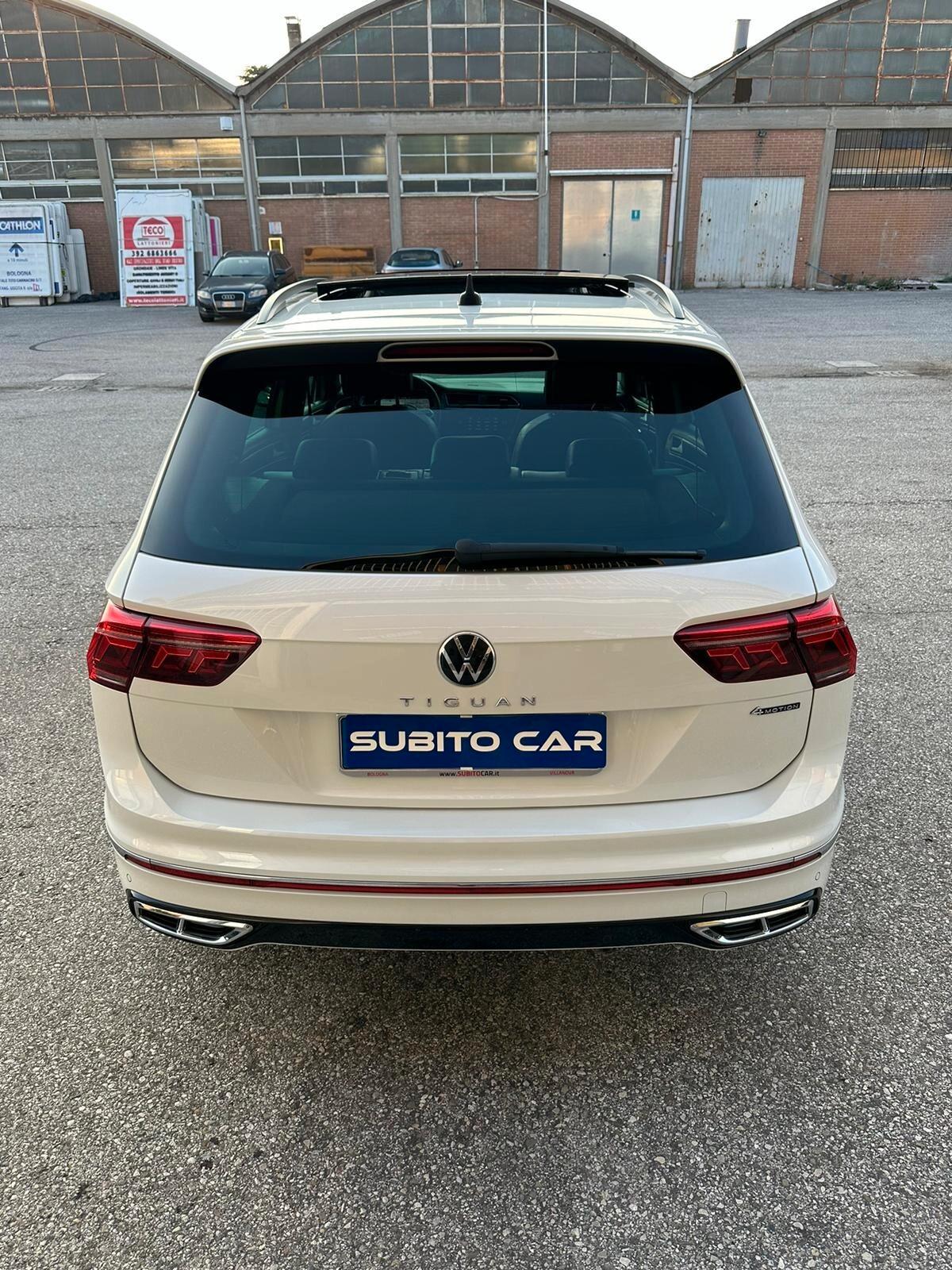 Volkswagen Tiguan 2.0 TDI 150 CV SCR DSG 4MOTION R-Line TETTO PANORAMICO E APRIBILE