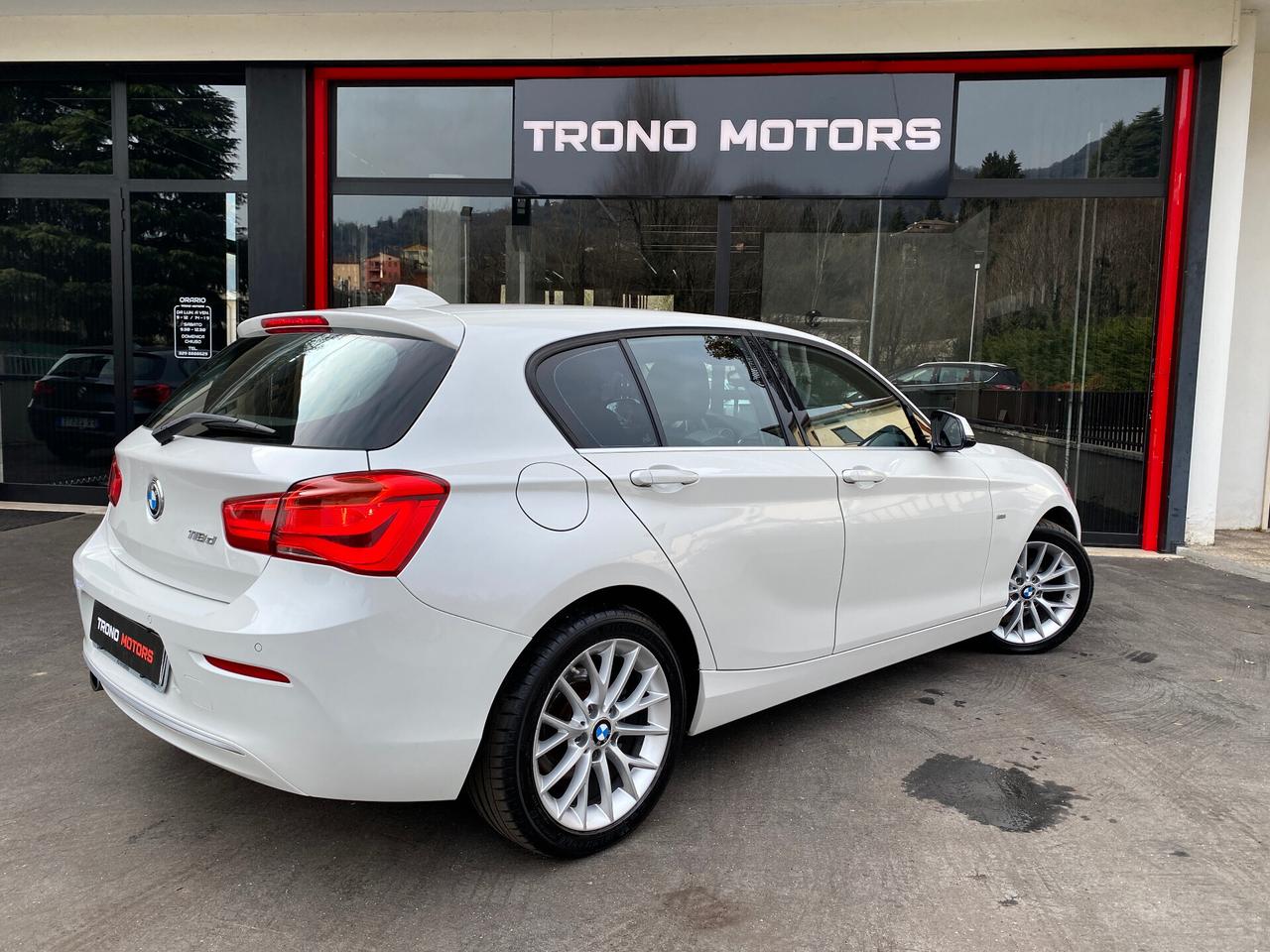 Bmw 118 118d 5p. Urban