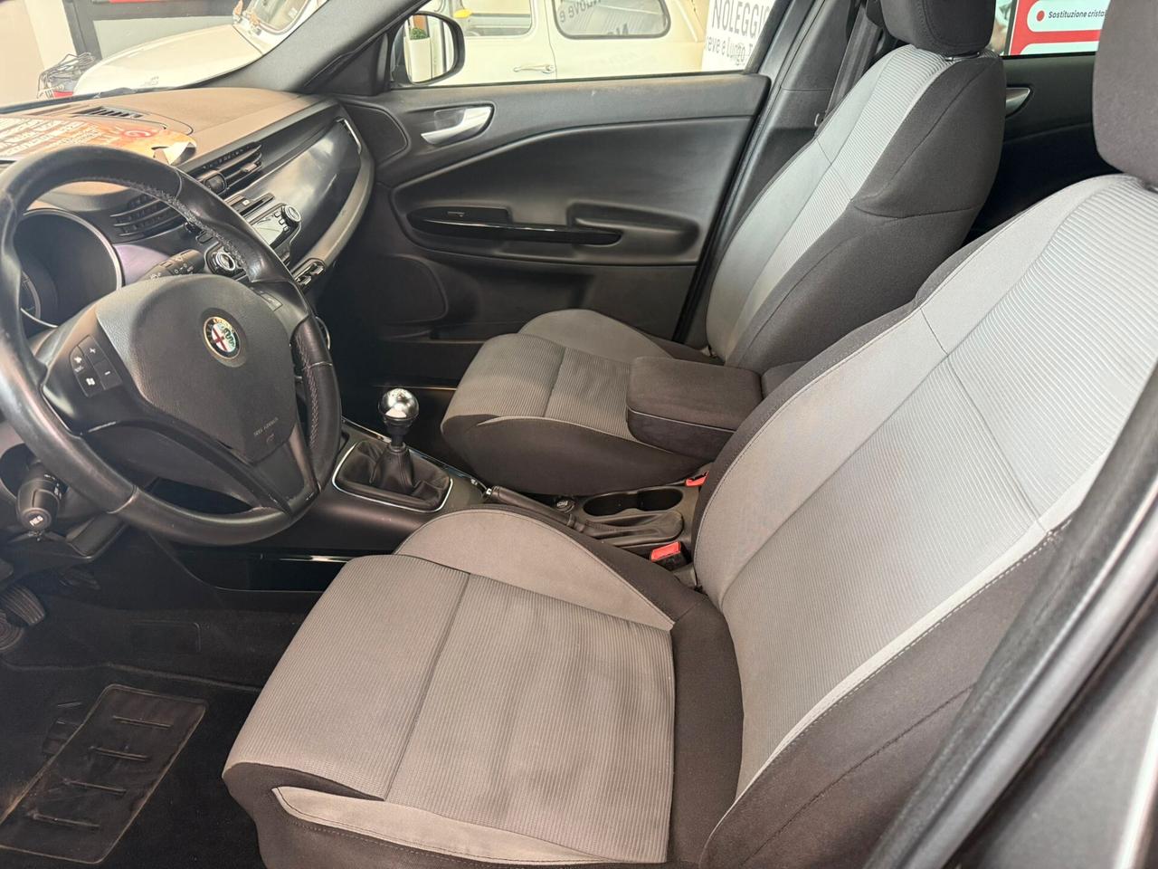 Alfa Romeo Giulietta 2.0 JTDm-2 140 CV Exclusive