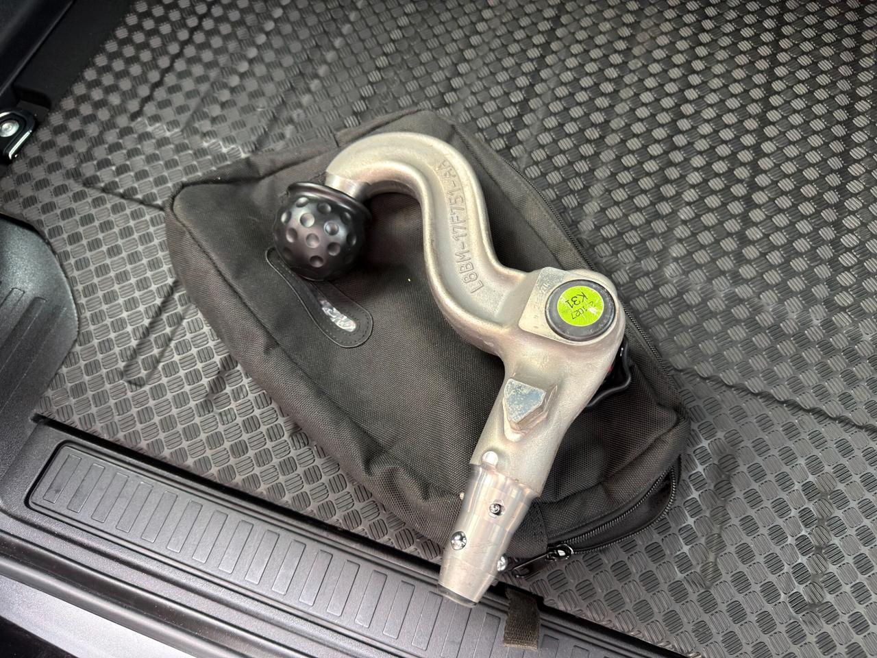 Land Rover Defender 110 3.0D I6 250 CV AWD GANCIO TRAINO