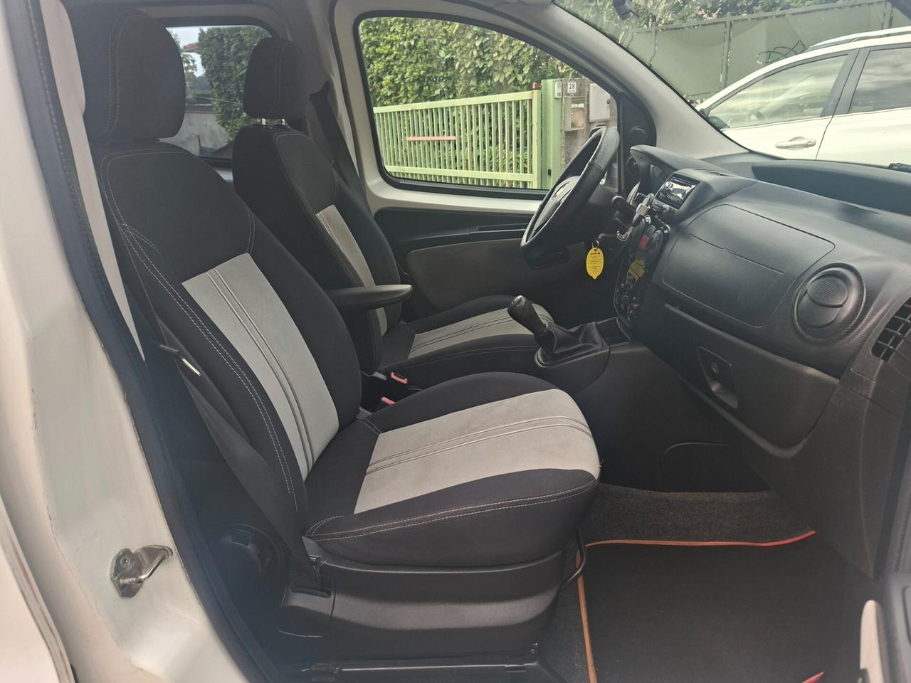 Fiat Qubo 1.3 MJT / EURO 5 / GANCIO TRAINO / DA NEOPATENTATI