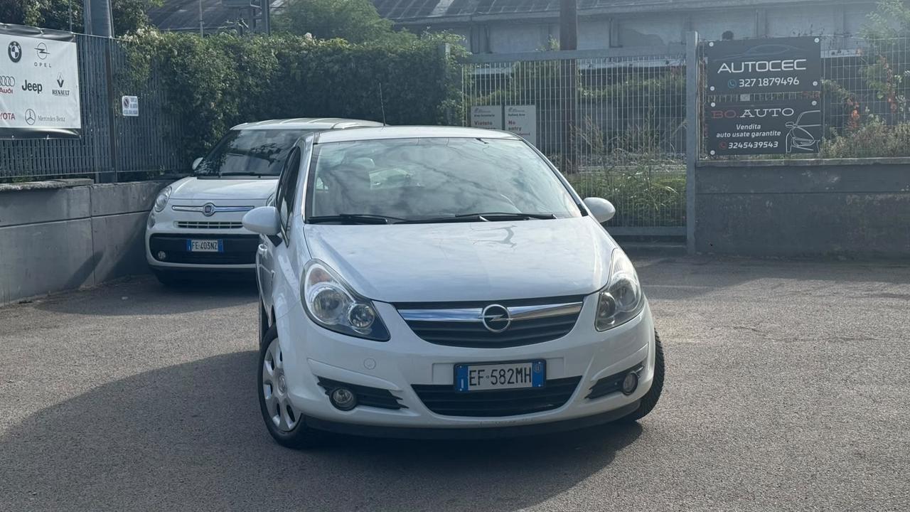 Opel Corsa 1.2 85CV 5 porte GPL-TECH Club