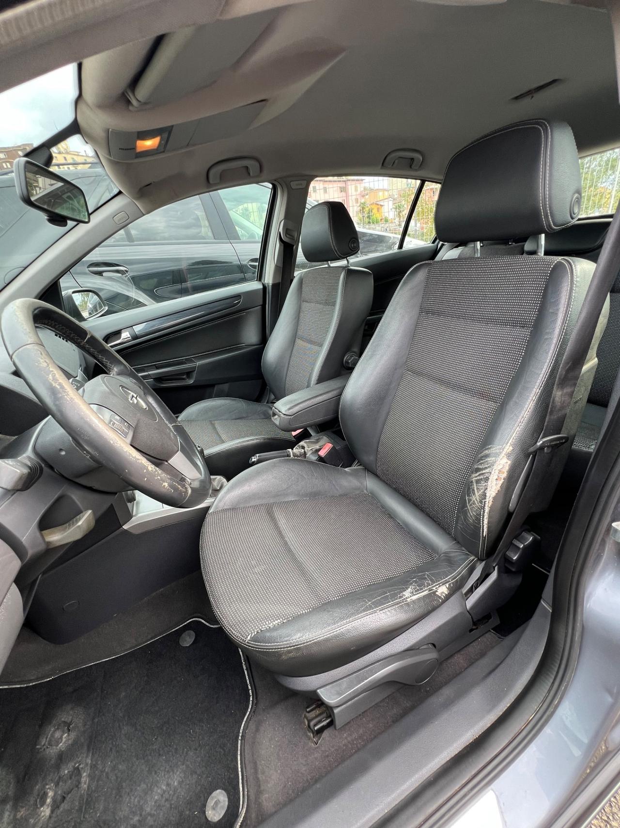 Opel Astra 1.7 CDTI 101CV 5 porte Cosmo