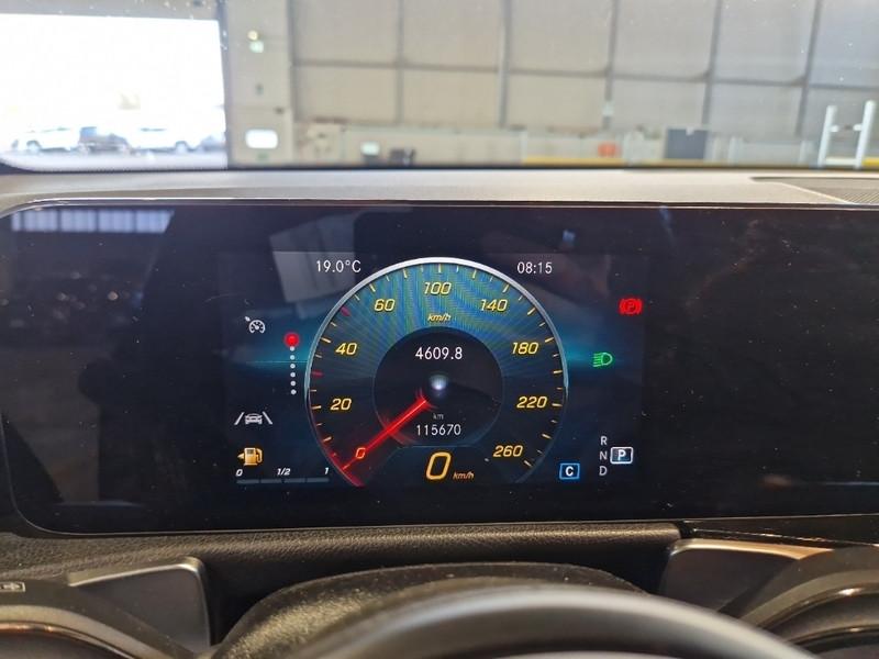 MERCEDES-BENZ GLB 200 d Automatic Business Extra