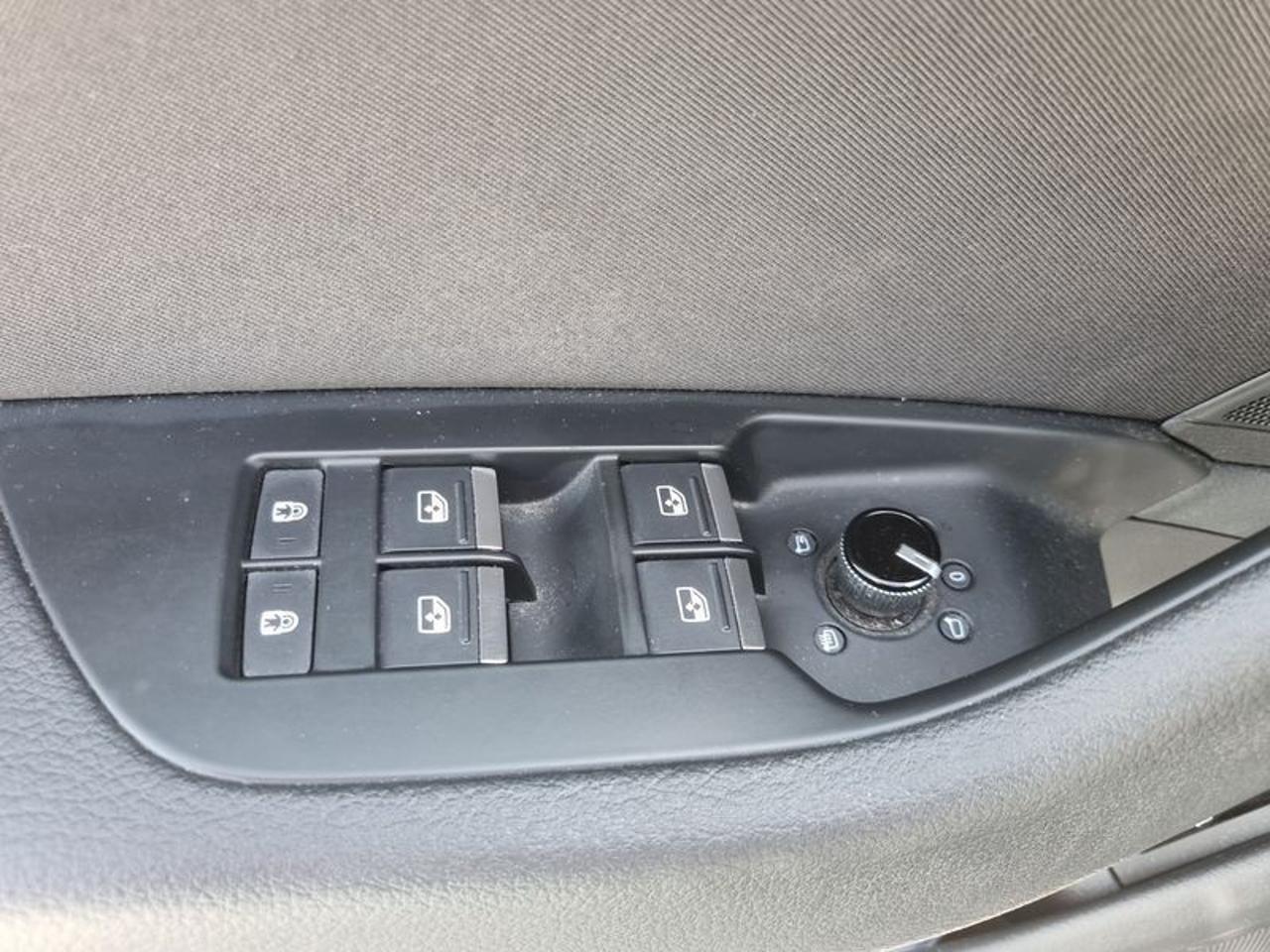 Audi A6 Avant 40 2.0 TDI S tronic Business Plus