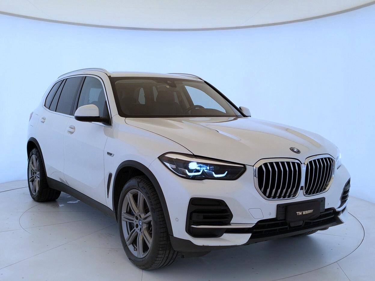 BMW X5 xdrive45e Luxury auto - IVA ESPOSTA