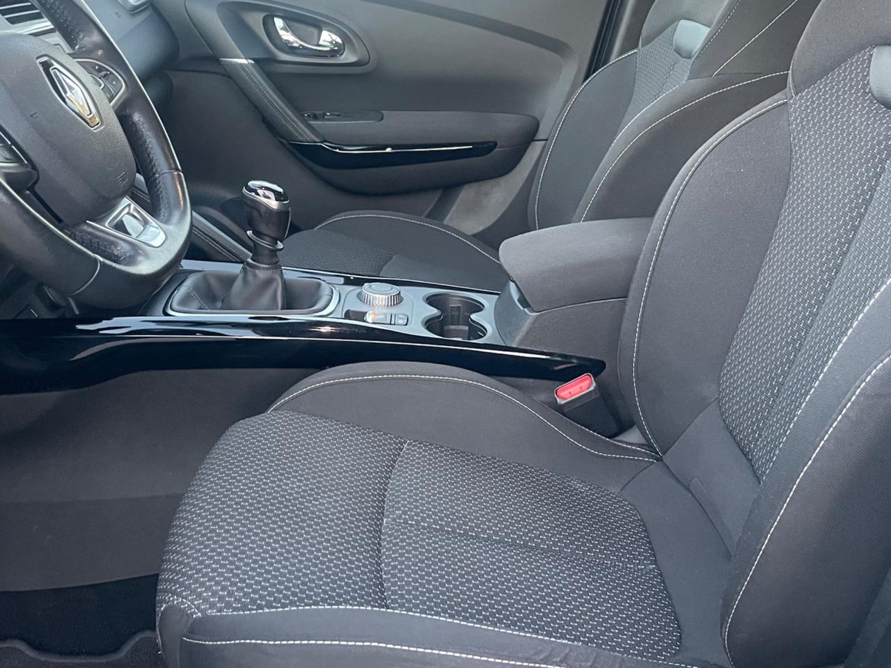 RENAULT KADJAR 1.6 DCI 130CV 4x4 FULL LED MY16