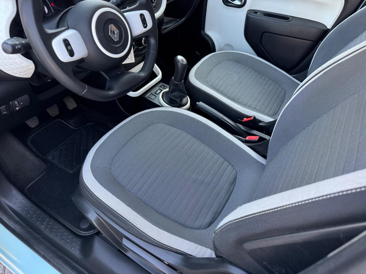 Renault Twingo neopatentati 74000km Euro 6b