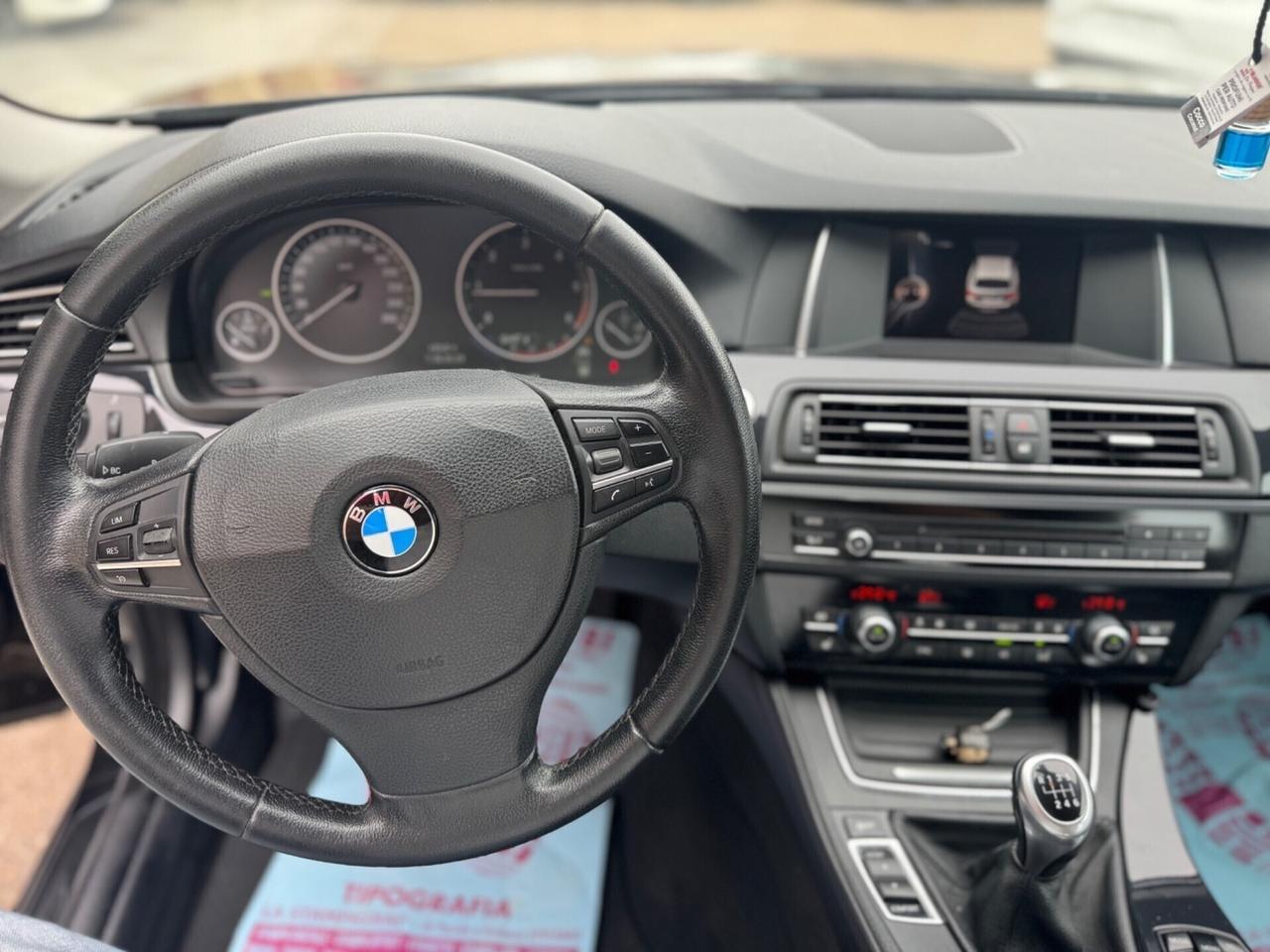 Bmw 520 518d Touring Navi pelle Sensori ant e post