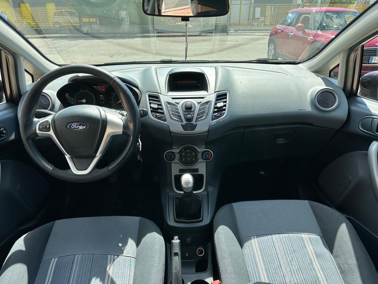 Ford Fiesta 1.4 5 porte Bz.- GPL Titanium