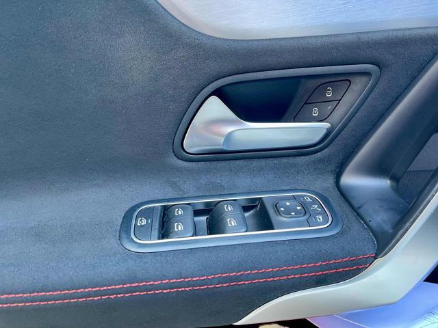 MERCEDES-BENZ CLA 200 d Automatic Premium proMMo!