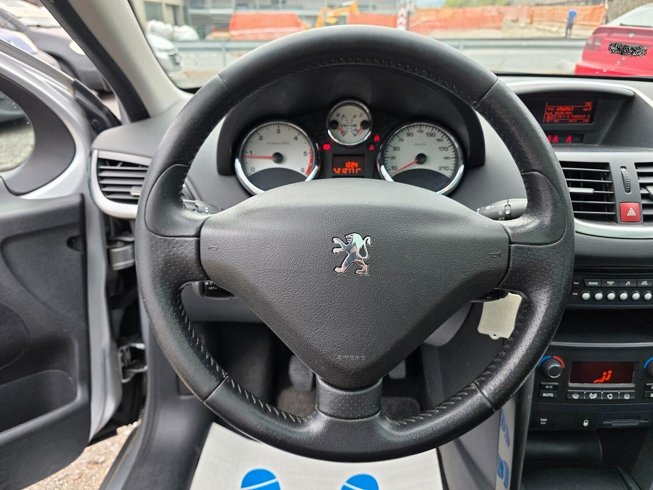 Peugeot 207 1.6 8V HDi 93CV 5p. Allure