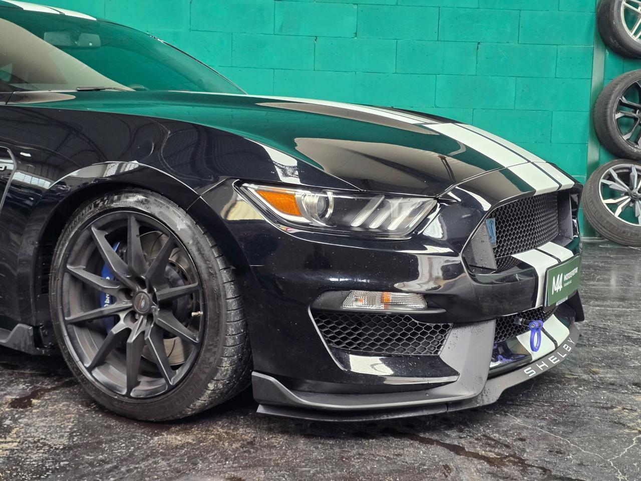 Ford Mustang Shelby GT350 5.2 V8
