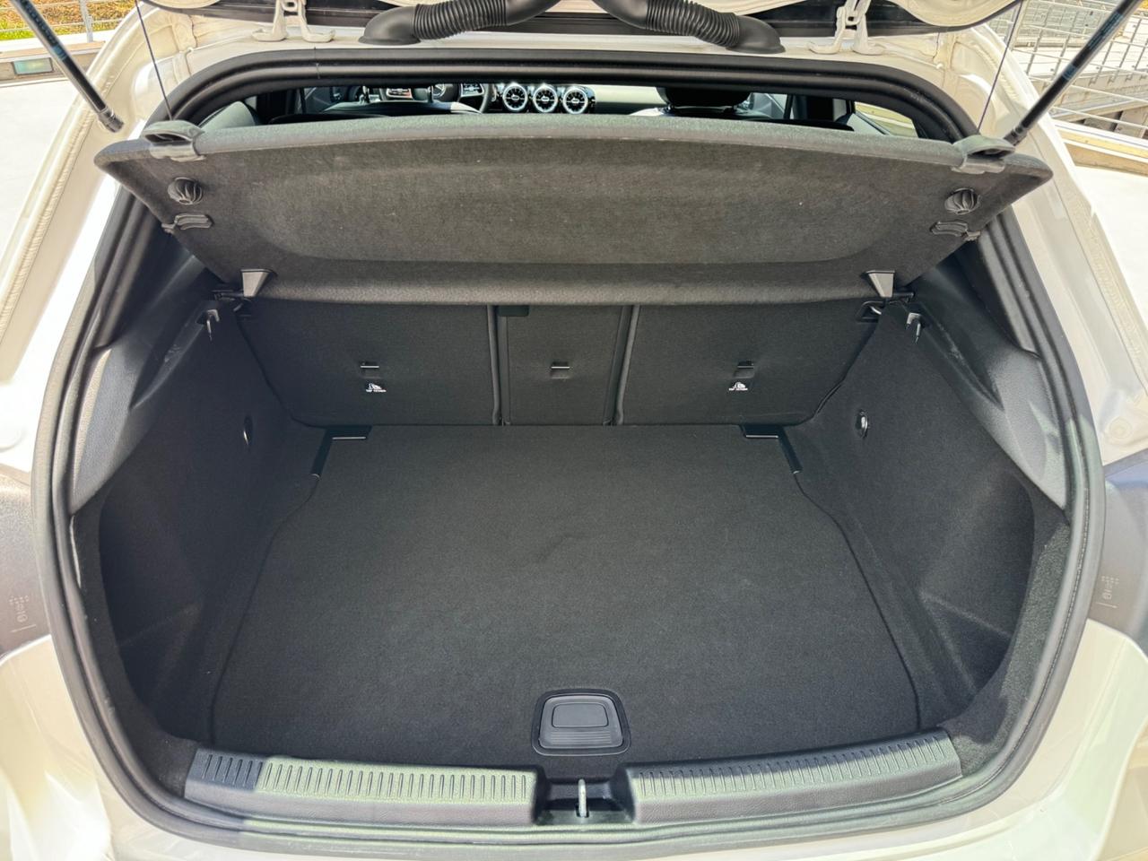 Mercedes-benz A 200 A 200 d Automatic Business Tetto Luci