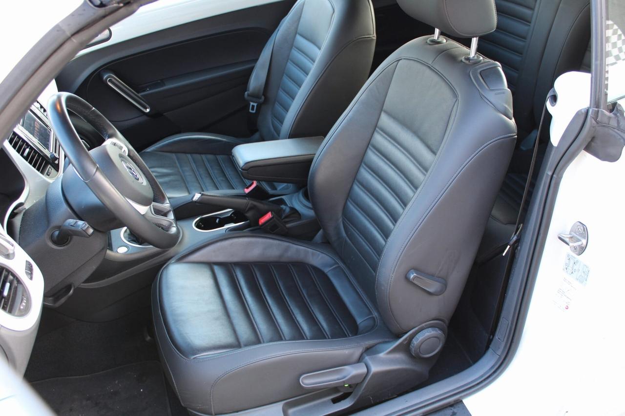 Volkswagen Maggiolino Cabrio 2.0 TDI Design BlueMotion Technology