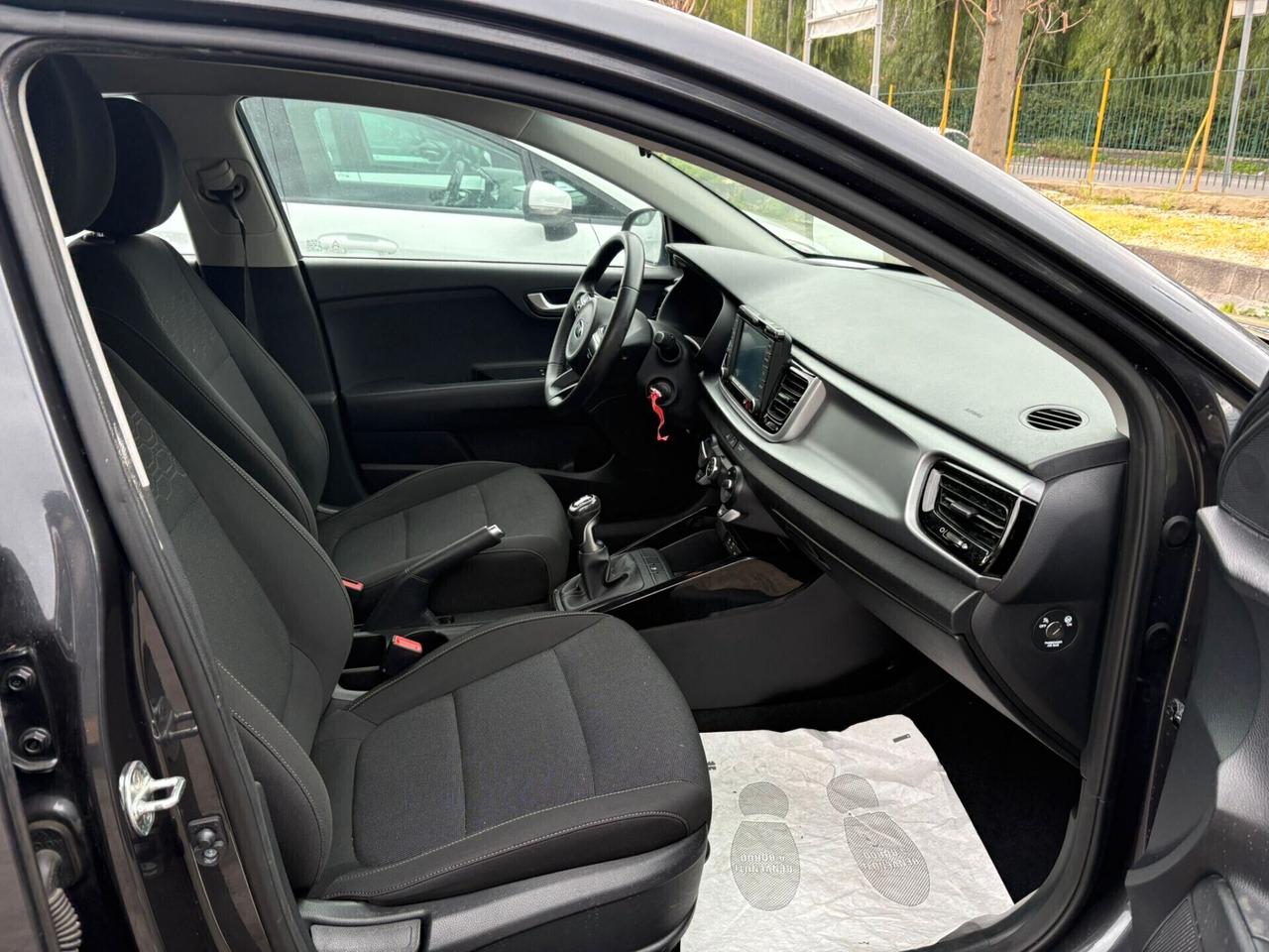 KIA RIO 2.0.1.8