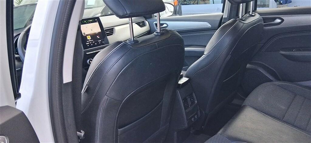 Renault Arkana 1.6 E-TECH Hybrid Techno Auto