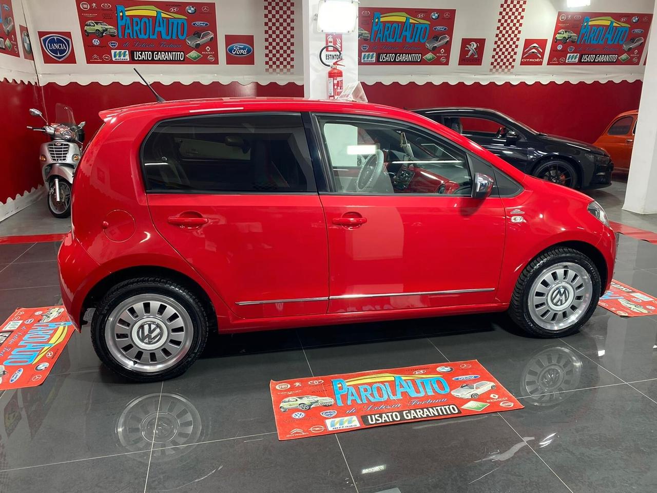 Volkswagen up! 1.0 68cv BlueMotion - 2014