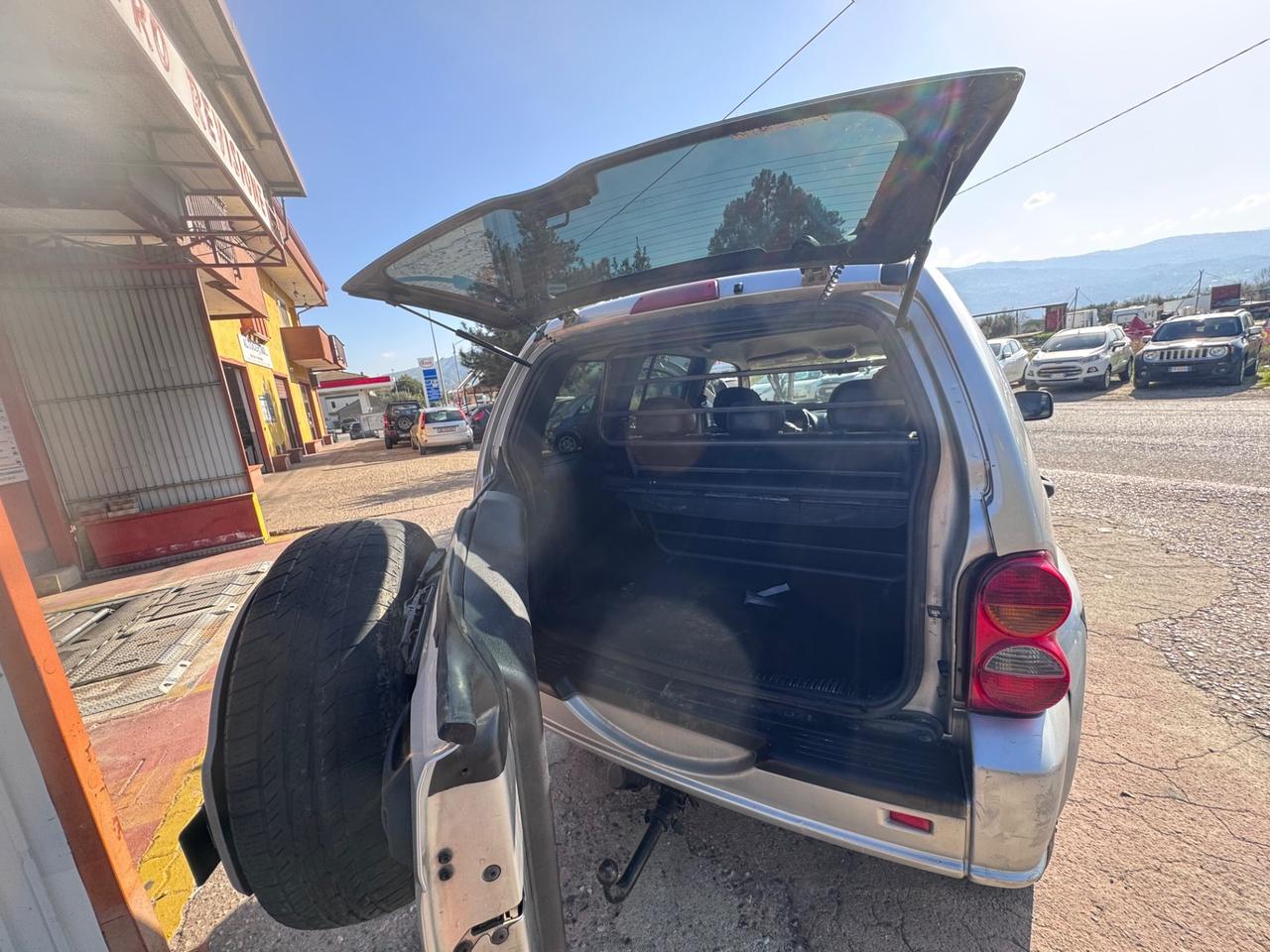 JEEP CHEROKEE 2.5 GANCIO TRAINO AUTOCARRO N1