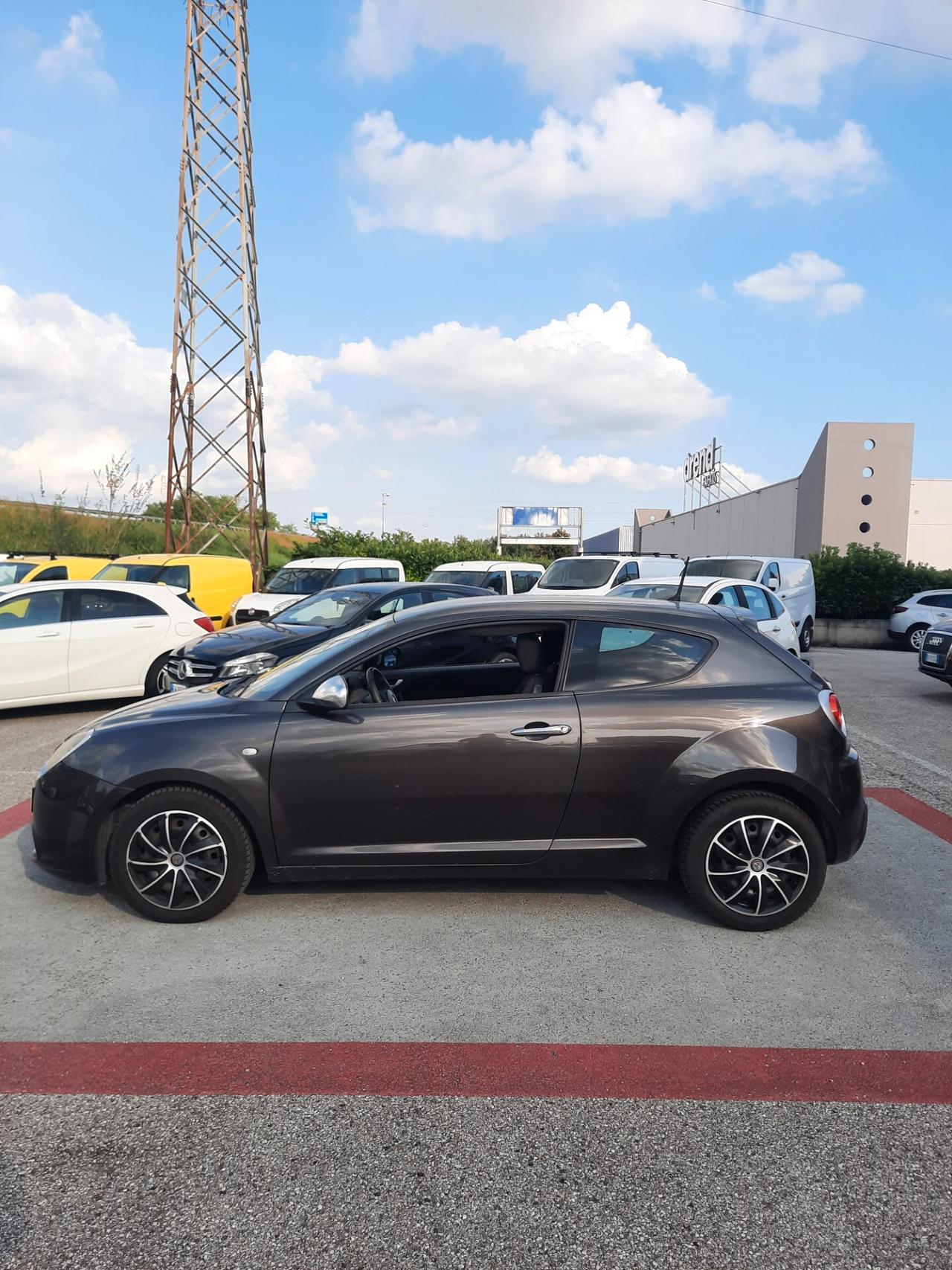 Alfa Romeo MiTo 1.3 JTDm 85 CV S&S Distinctive