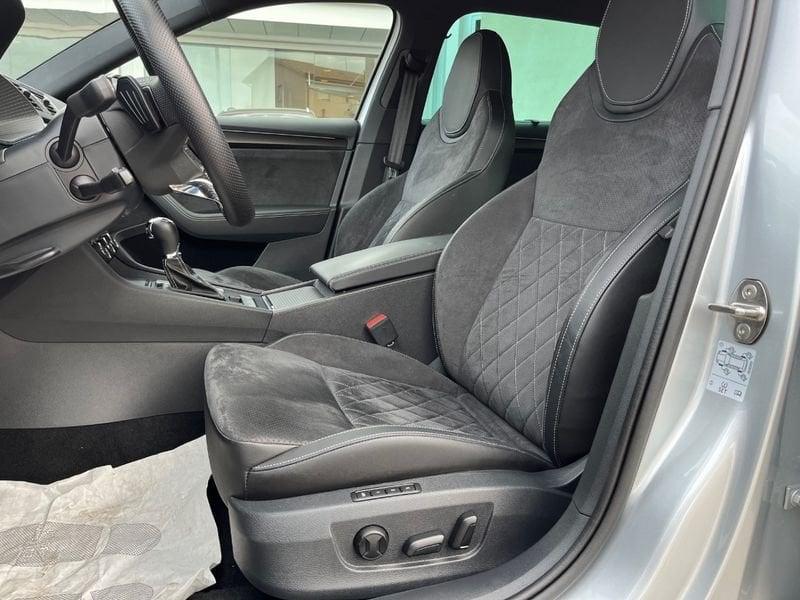 Skoda Superb Wagon 2.0 tdi evo Sportline 150cv dsg