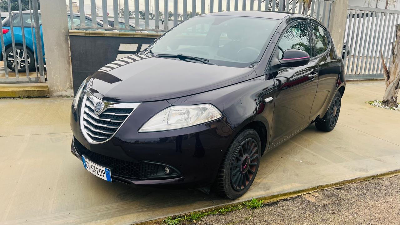 Lancia Ypsilon 1.2 69 CV 5 porte GPL Ecochic Elefantino