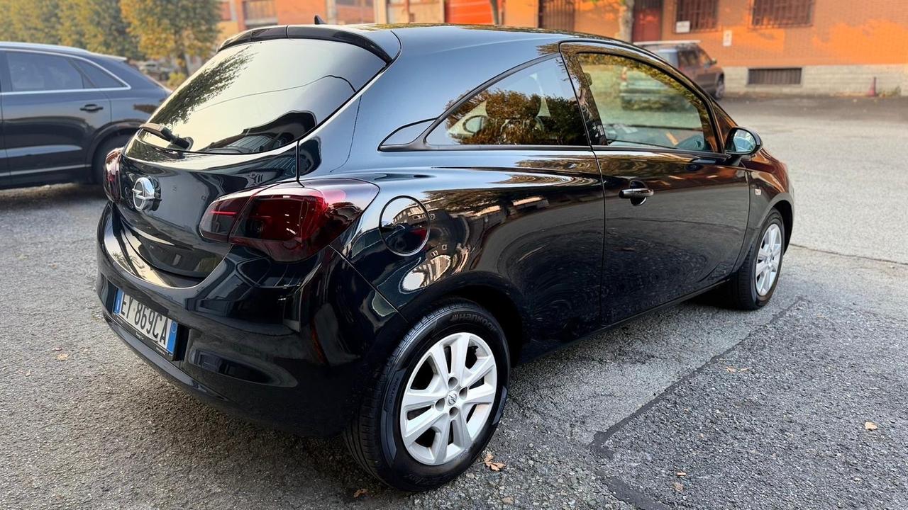Opel Corsa 1.3 CDTI ecoFLEX Start&Stop Coupé b-Color