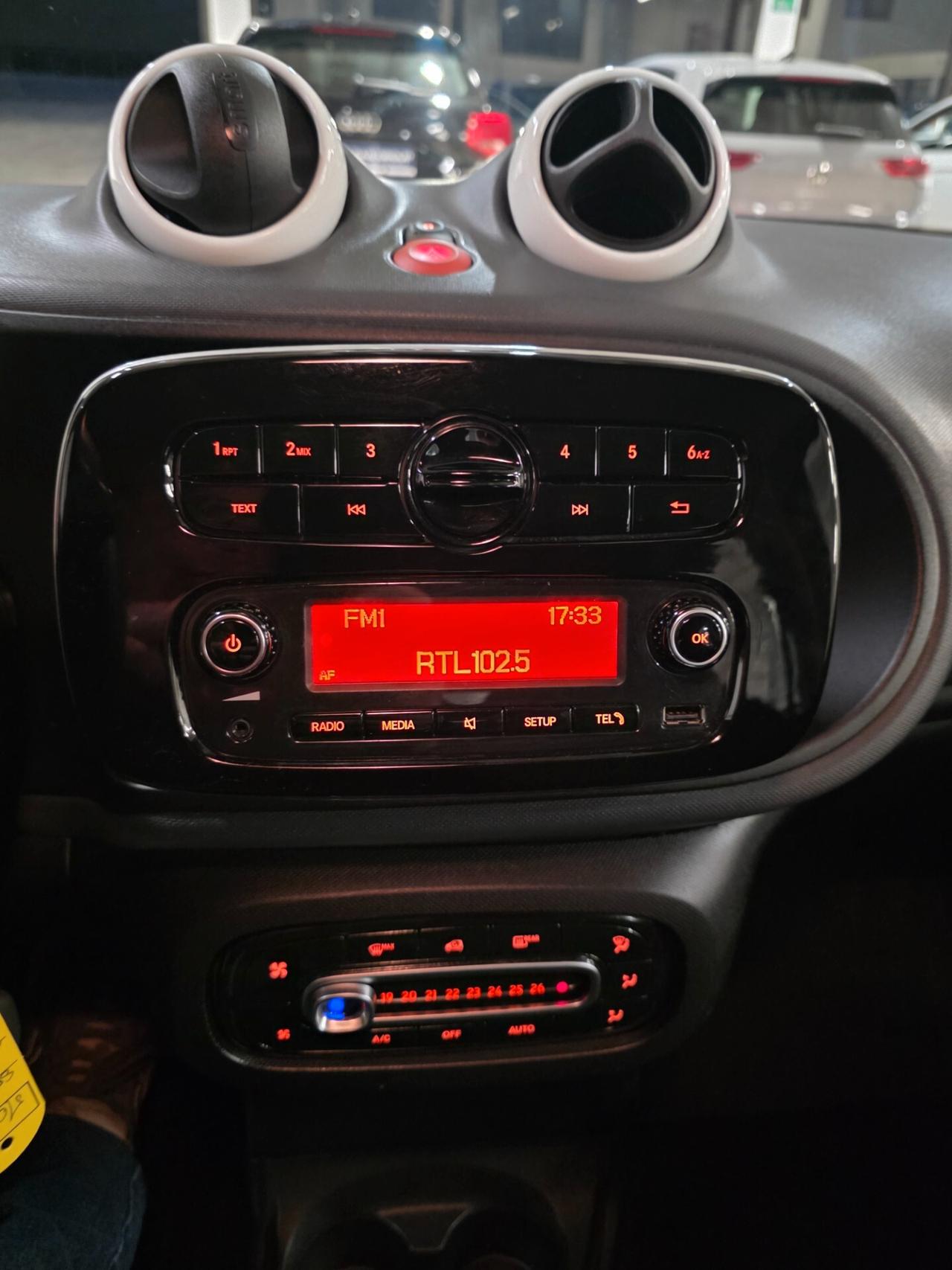 Smart ForFour 70 1.0 Youngster